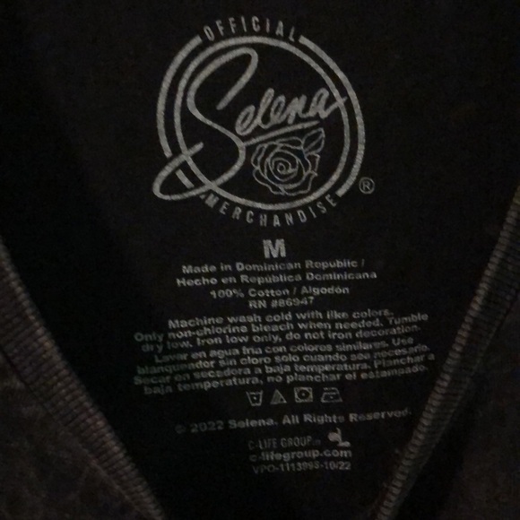 Selena graphic tee thrashed - Picture 6 of 6